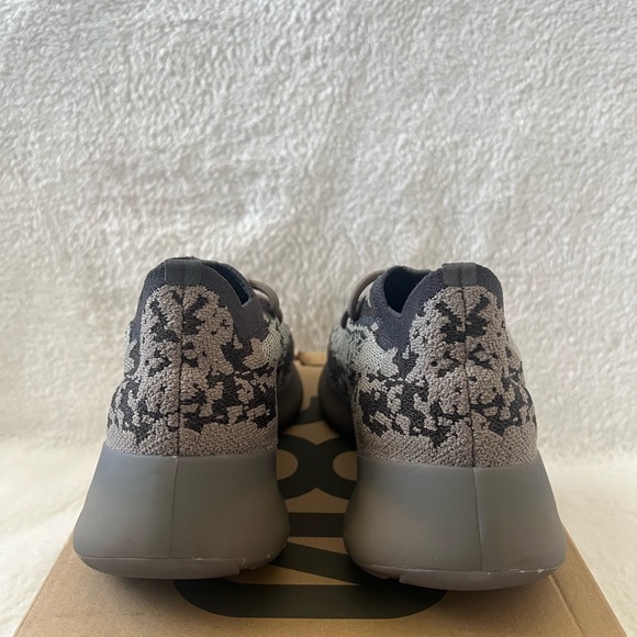Yeezy Boost 380 Stone Salt - Picture 7 of 8
